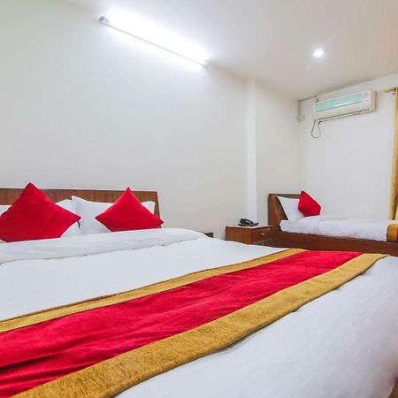 Oyo 358 Hotel Rose Star Катманду Экстерьер фото