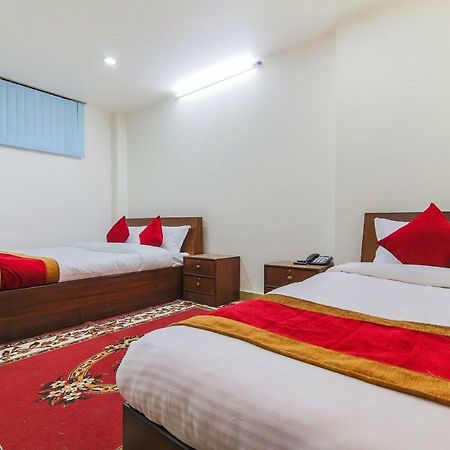 Oyo 358 Hotel Rose Star Катманду Экстерьер фото