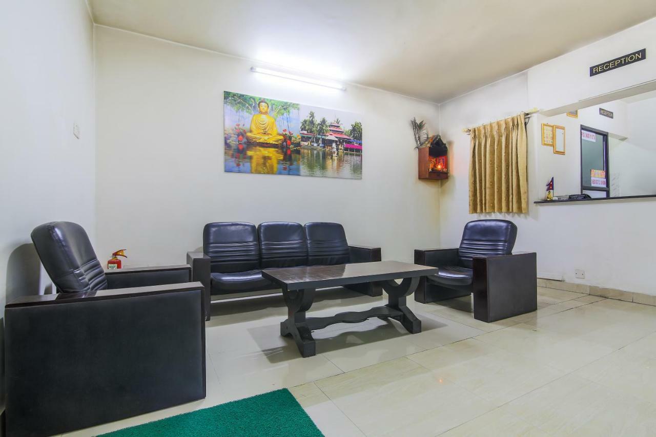Oyo 358 Hotel Rose Star Катманду Экстерьер фото