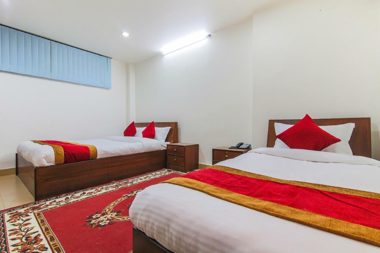 Oyo 358 Hotel Rose Star Катманду Экстерьер фото